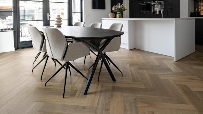 7004 - Table du Sud (2)