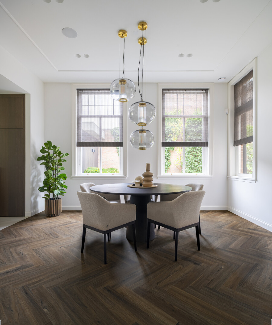 HTG_63f3216_Brandshoot_Bavel_Walnut_HR_16